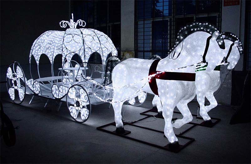 Pumpkin carriage